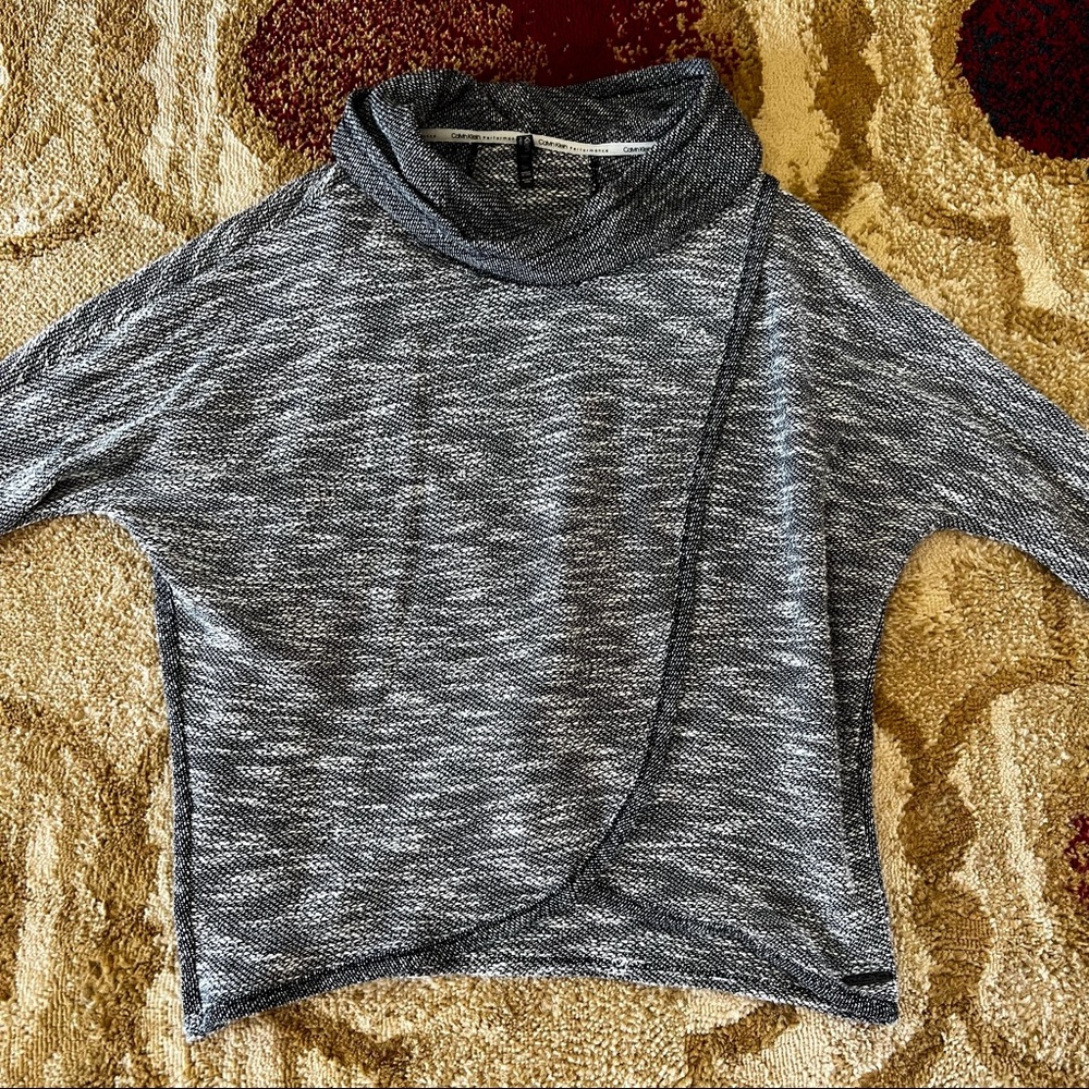 Calvin Klein Performance Women’s Long Sleeve Top L